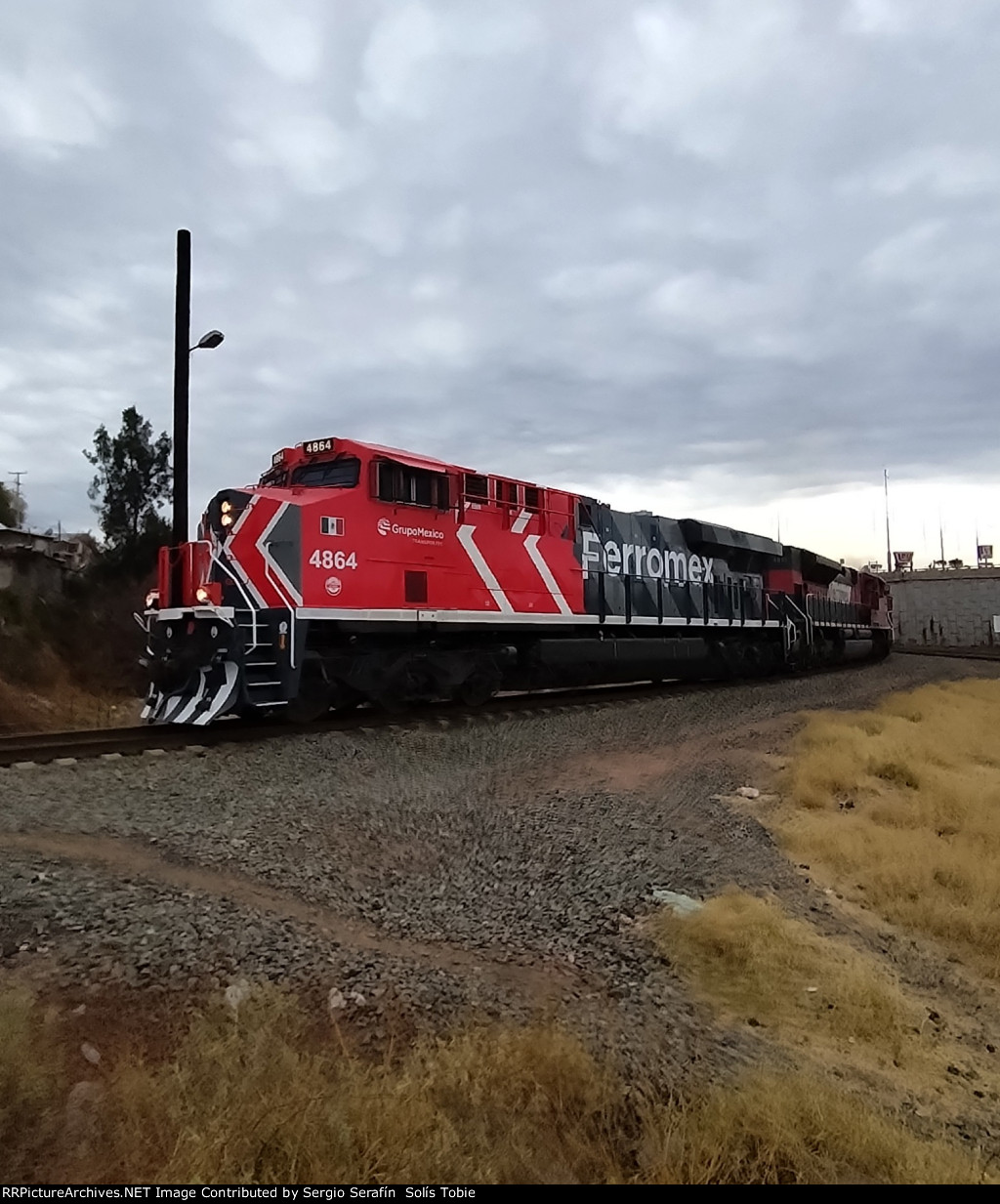 FXE 4864